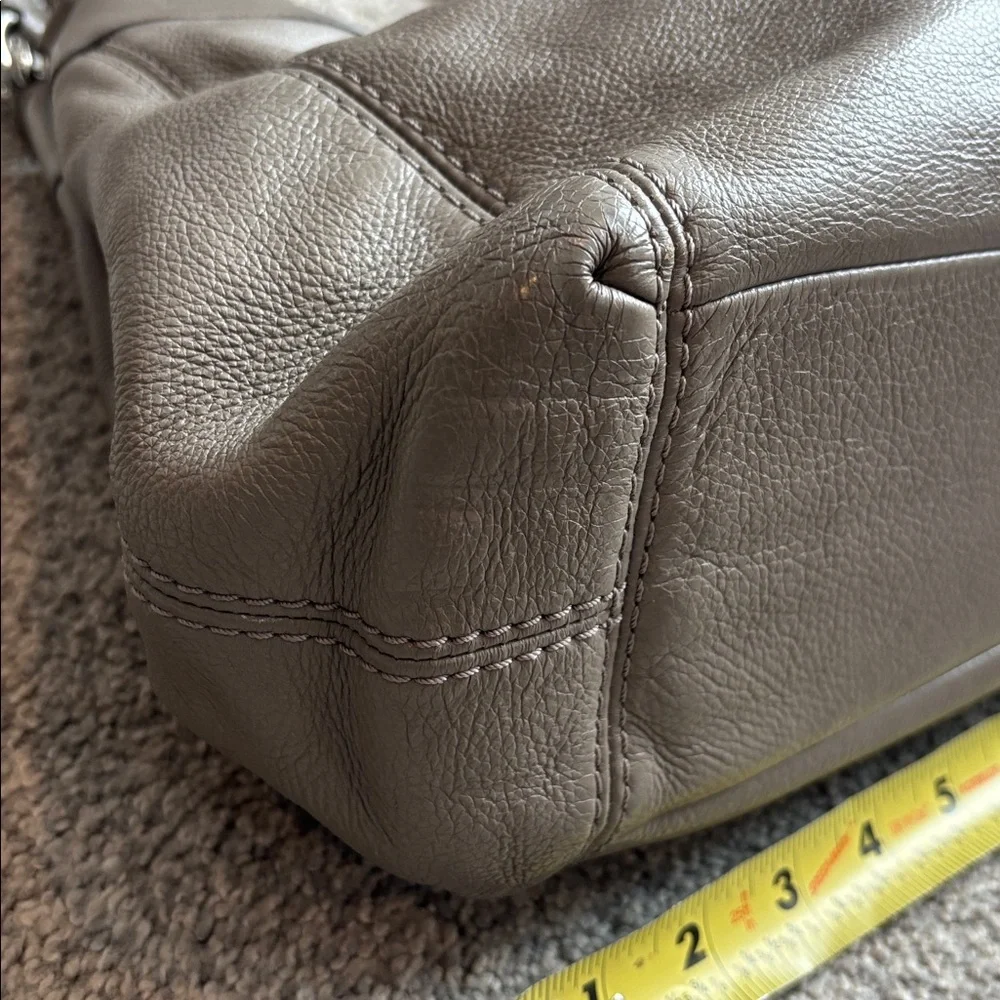 COACH Lexy Fog (Gray) Pebble Leather 3 Compartment Shoulder Bag #F27593 - Picture 14 of 16